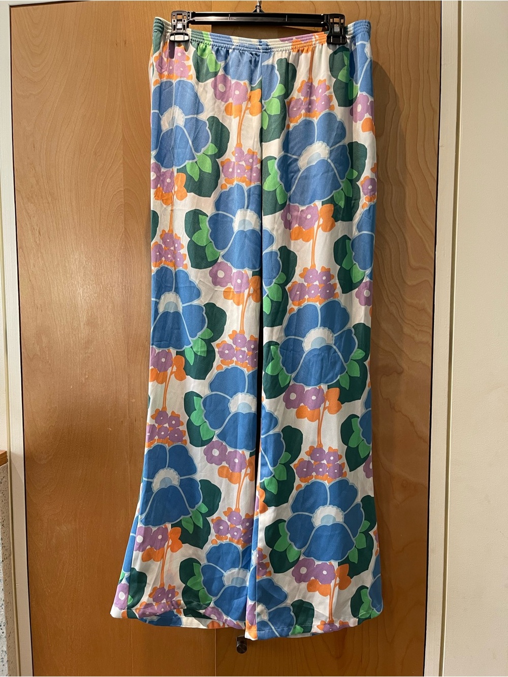 Zara multicolored floral print pants size L